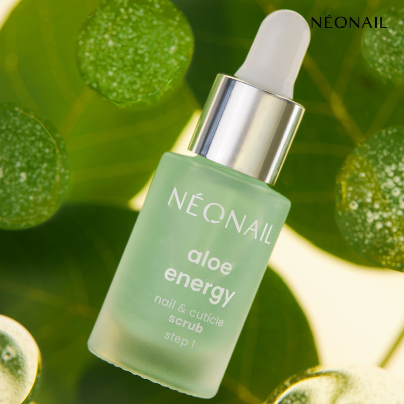 Nawilżający peeling do sk&oacute;rek i paznokci &ndash; Aloe Energy Nail and Cuticle Scrub 6,5 ml