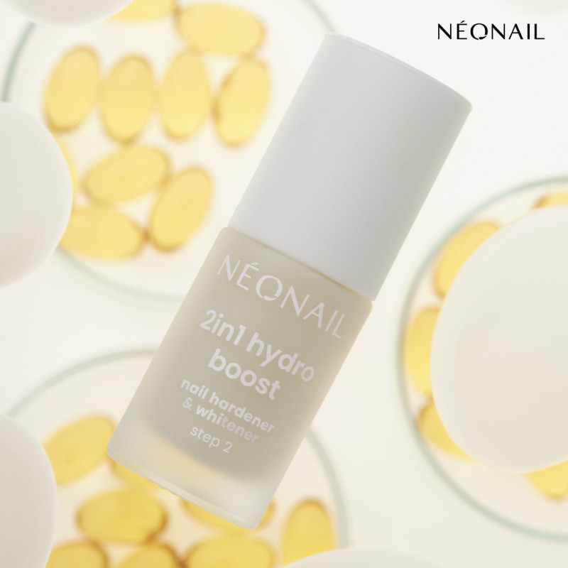 Nawilżająca odżywka do paznokci &ndash; 2in1 Hydro Boost Nail Hardener & Whitener 7,2 ml
