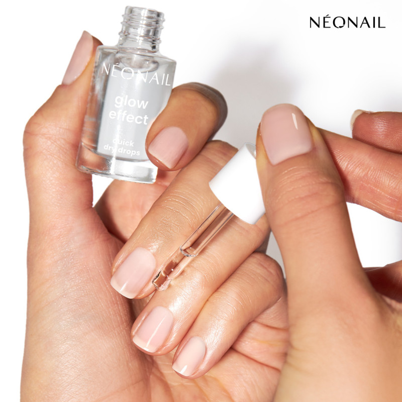 Wysuszacz do lakieru klasycznego: Glow Effect Quick Dry Drops