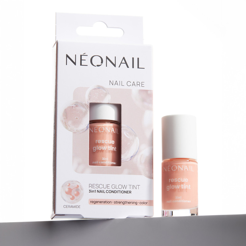Zobacz brzoskwiniową, regenerującą odżywkę do paznokci, Rescue Glow Tint 3in1 Nail Conditioner Peachy Nude! Blask, brak fal, wzm