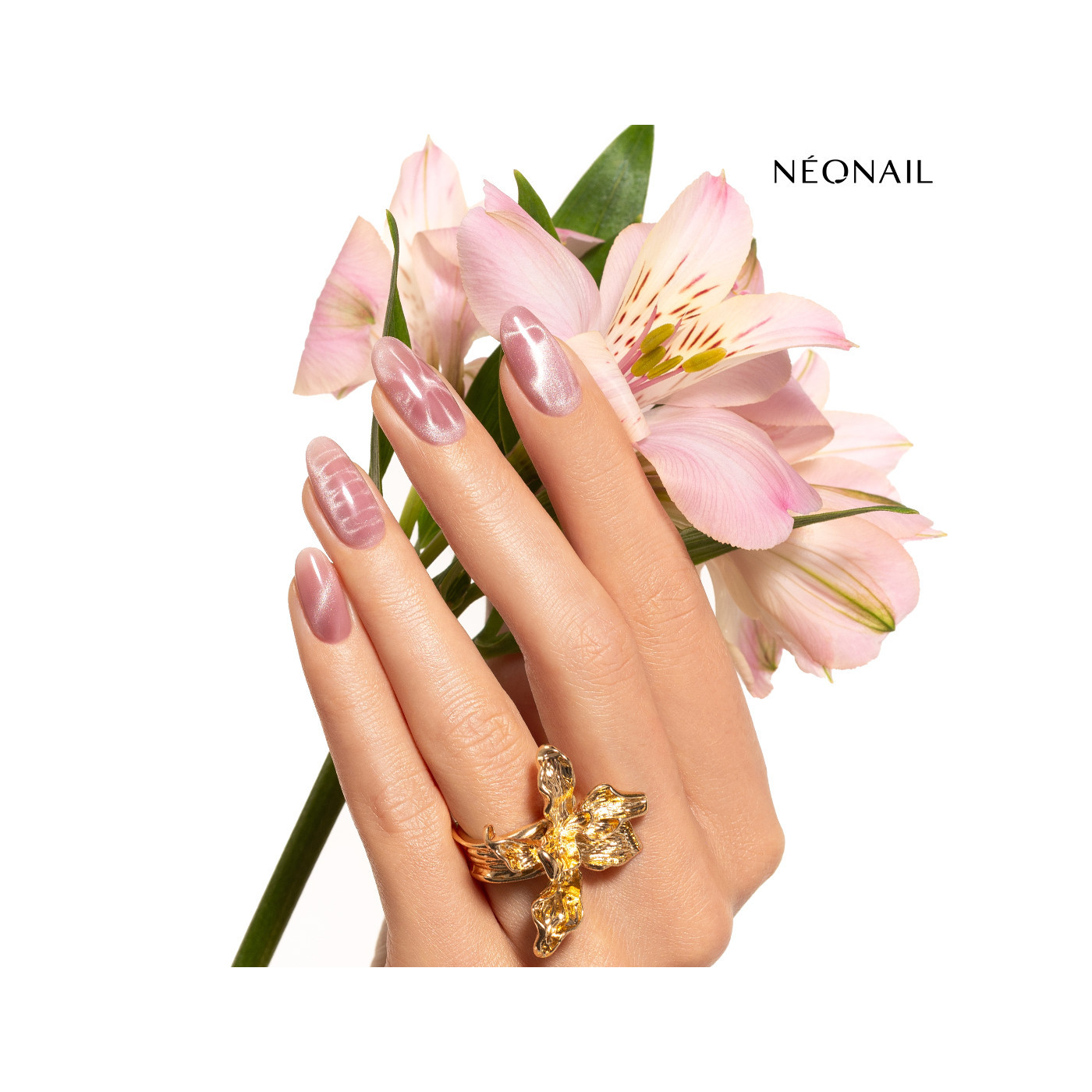 lakier hybrydowy Glimmering Blush