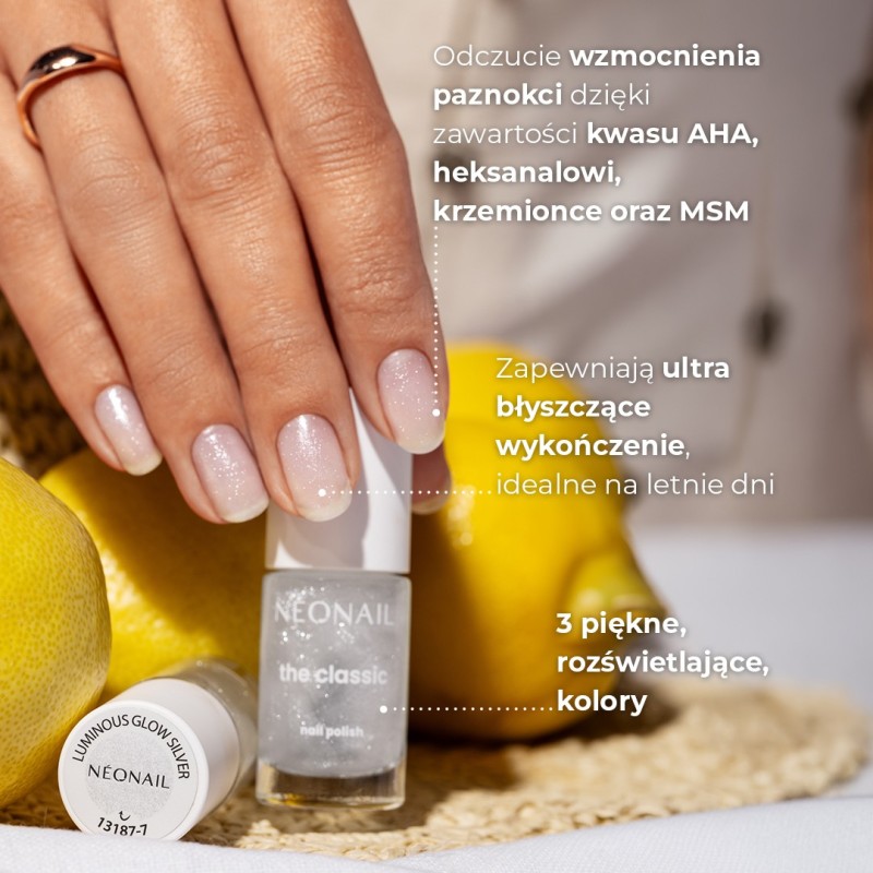 Lakier klasyczny z rozświetlającymi, srebrnymi drobinami: Luminous Glow Silver – manicure lśniący jak nigdy wcześniej Lakier klasyczny z rozświetlającymi, srebrnymi drobinami: Luminous Glow Silver – manicure lśniący jak nigdy wcześniej