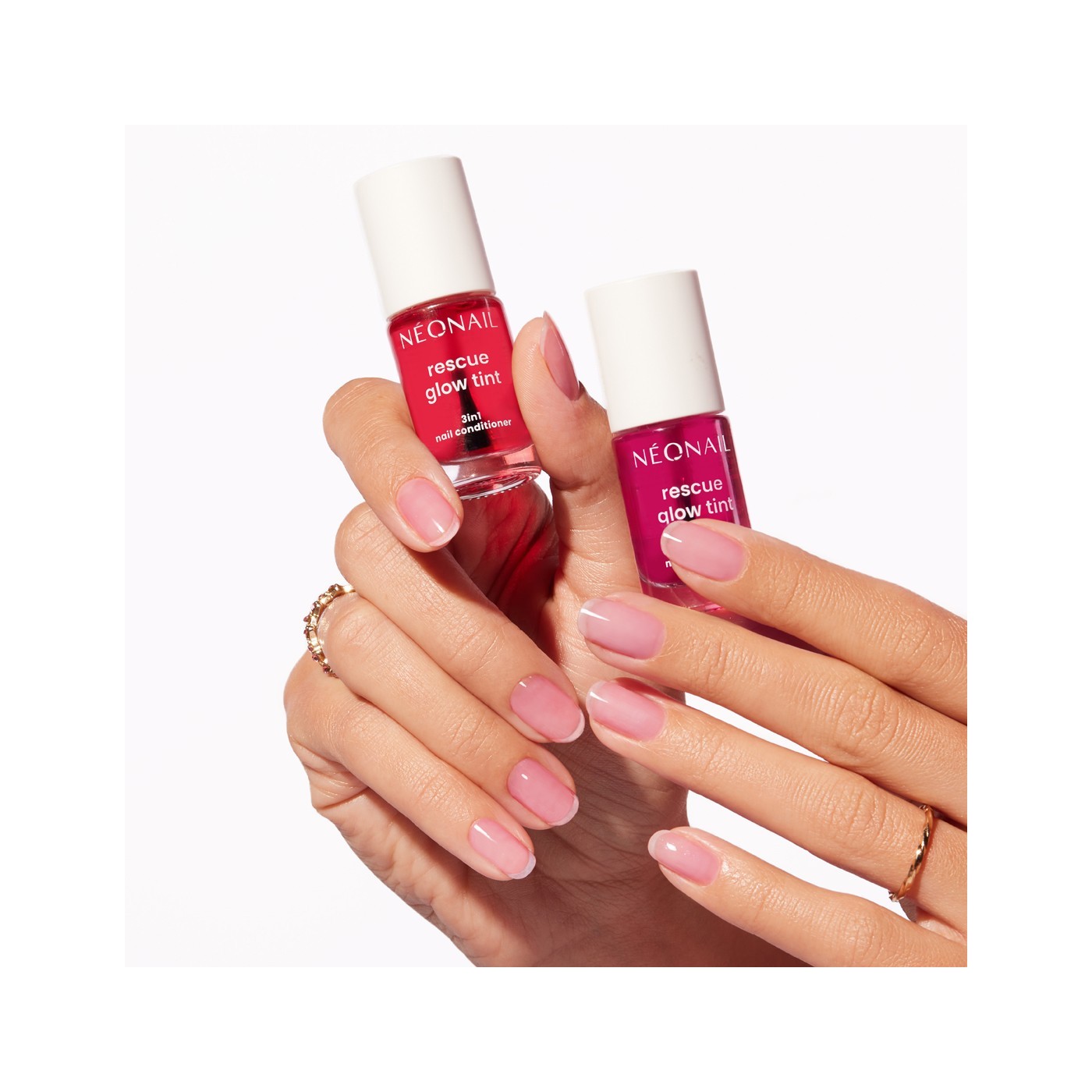 Regenerująca odżywka do paznokci Rescue Glow Tint Glazed Raspberry – pielęgnacyjna moc koloru Regenerująca odżywka do paznokci Rescue Glow Tint Glazed Raspberry – pielęgnacyjna moc koloru