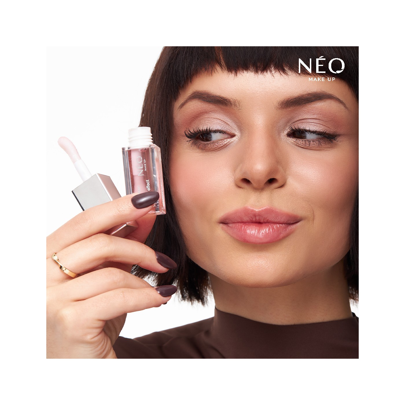 Olejek do ust - CHOCOLATE: 02 STRAWBERRY CHOCOLATE Olejek do ust - CHOCOLATE: 02 STRAWBERRY CHOCOLATE