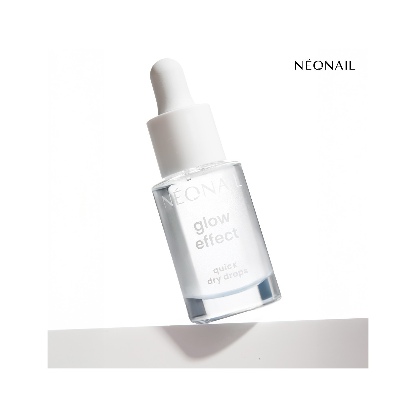 Wysuszacz do lakieru klasycznego: Glow Effect Quick Dry Drops