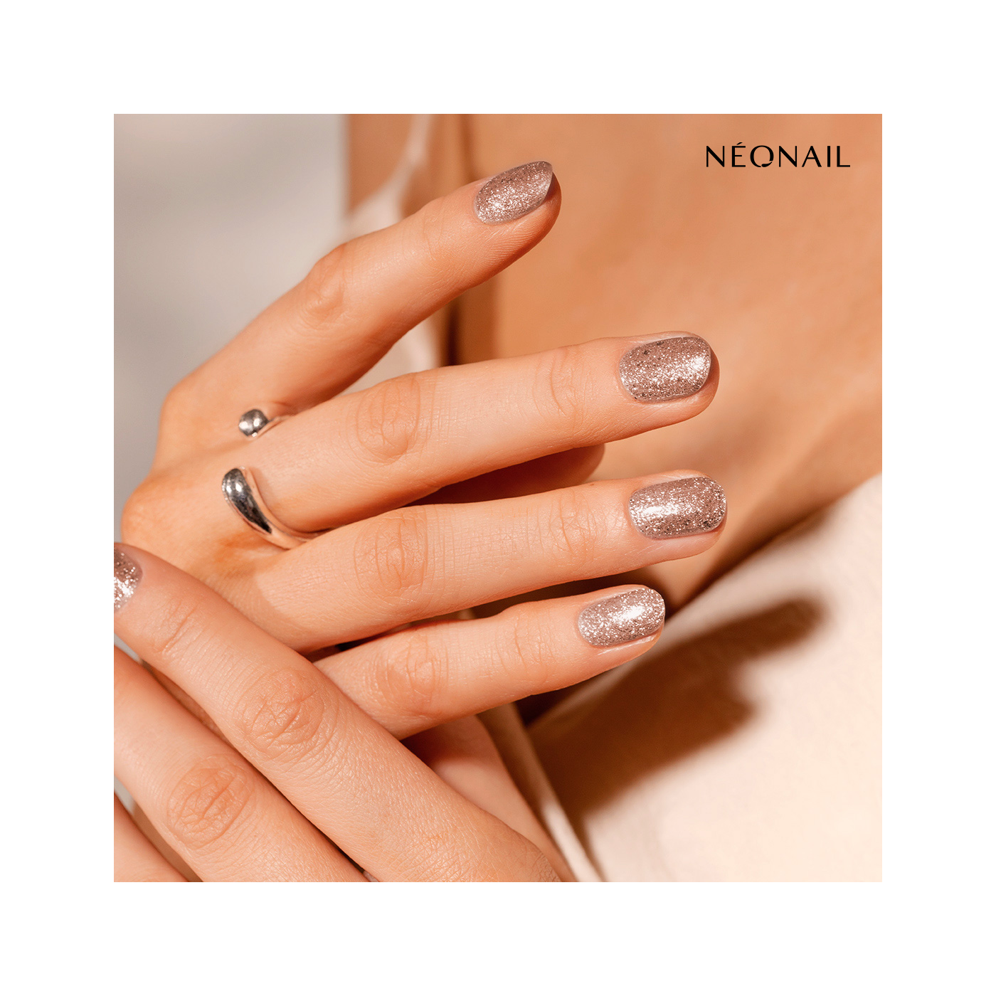 Lakier hybrydowy Shimmering Goldrush 7,2 ml | NEONAIL Lakier hybrydowy Shimmering Goldrush 7,2 ml | NEONAIL