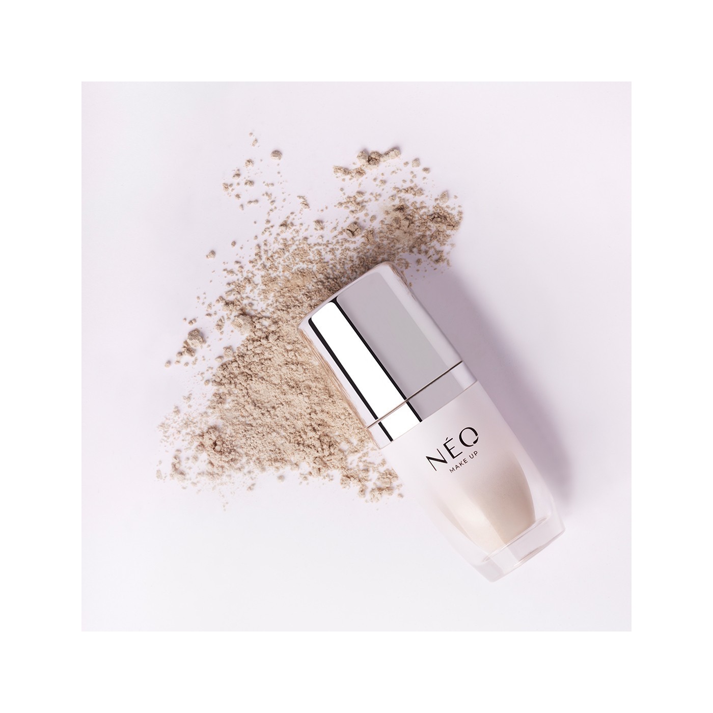 Satynowy cień sypki: 01 MILKY BEIGE Satynowy cień sypki: 01 MILKY BEIGE