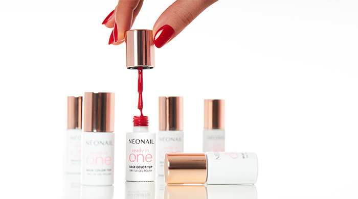 READY IN ONE od NEONAIL – Twoje nowe ulubione lakiery 3w1 z pyłem diamentowym