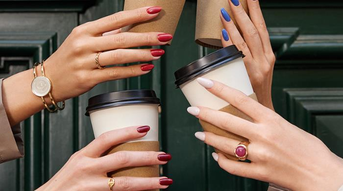 Dlaczego lakier hybrydowy się nie trzyma? Błędy przy wykonywaniu manicure