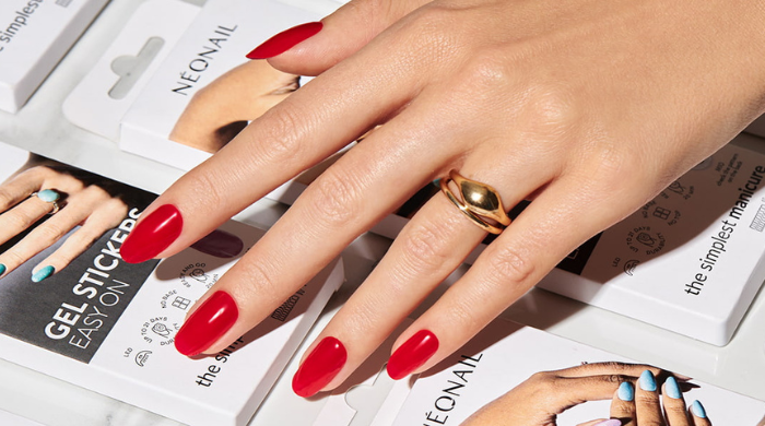 Gel Stickers Easy On - rewolucja w świecie manicure i pedicure