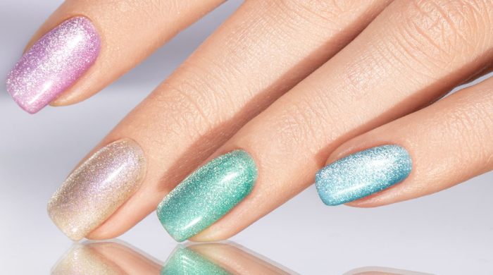3 sposoby na błyszczący manicure z lakierami Cat Eye Satin